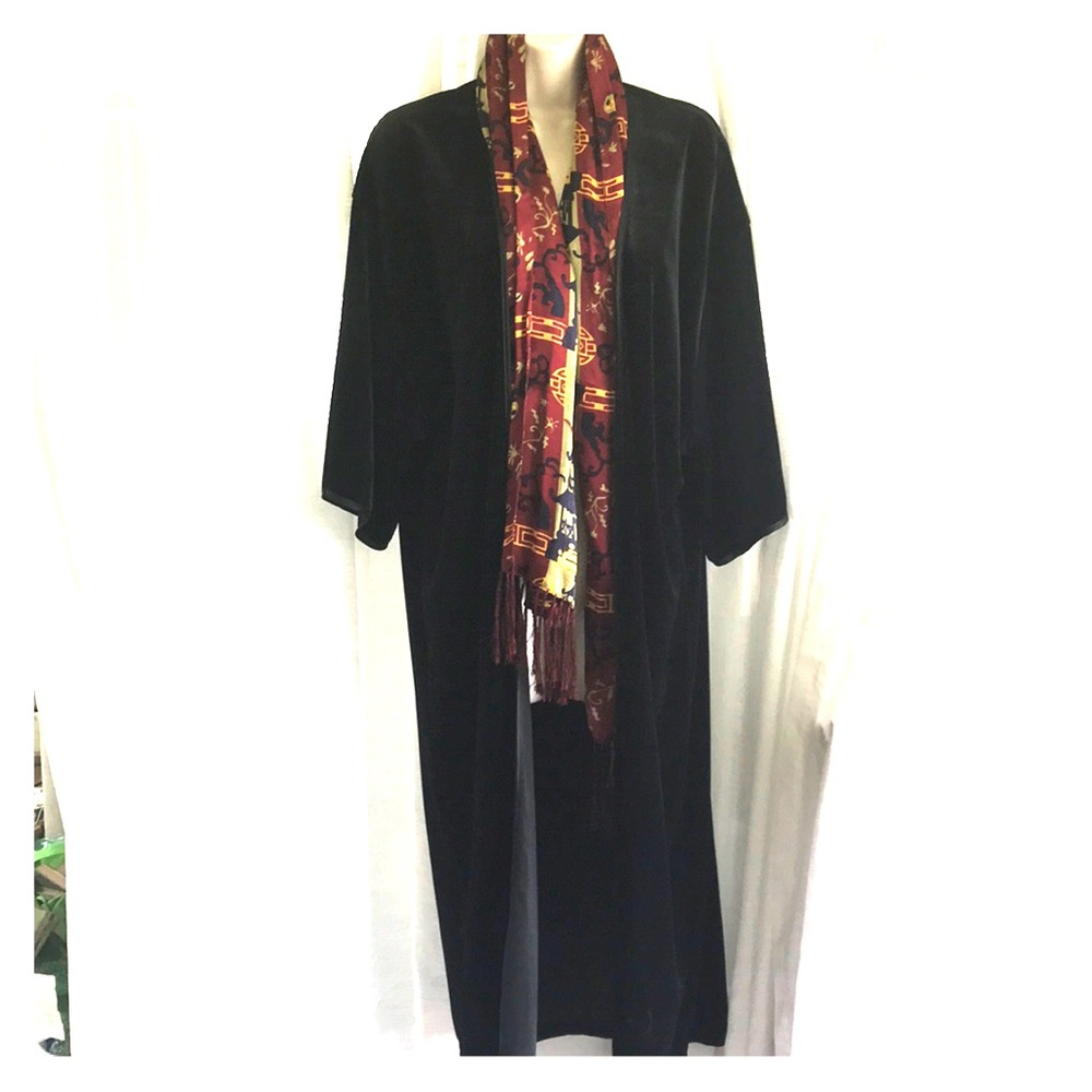 Black velvet kimono, 3/4 sleeves